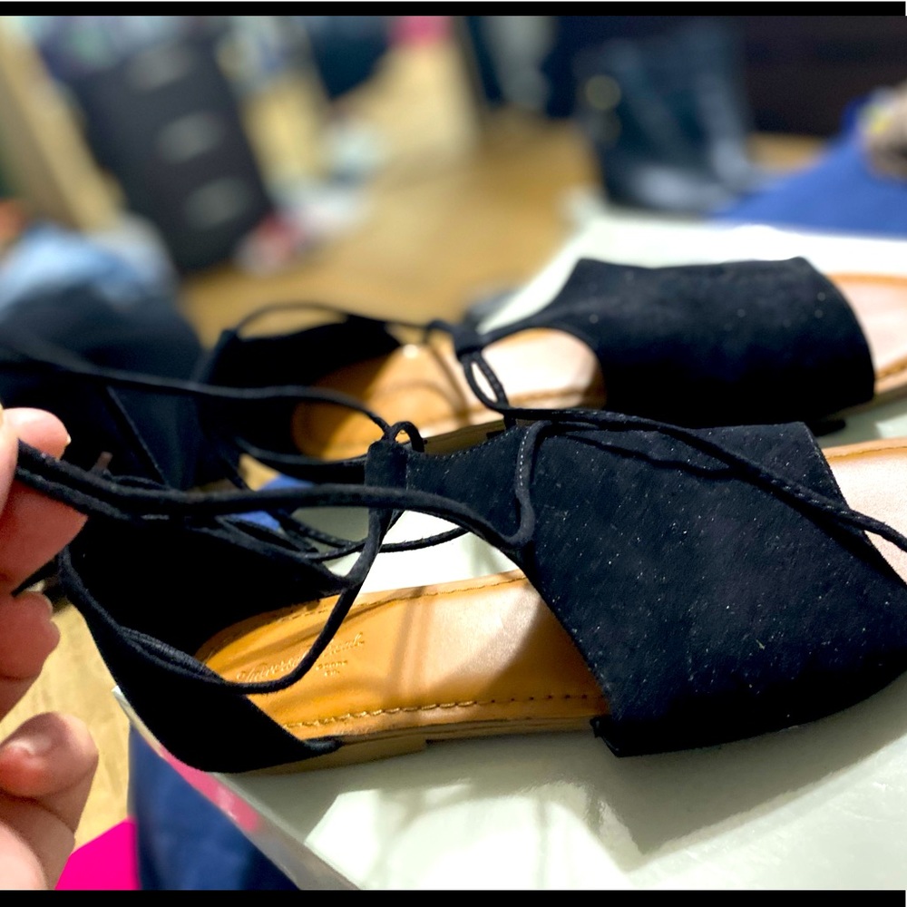 Black sandal